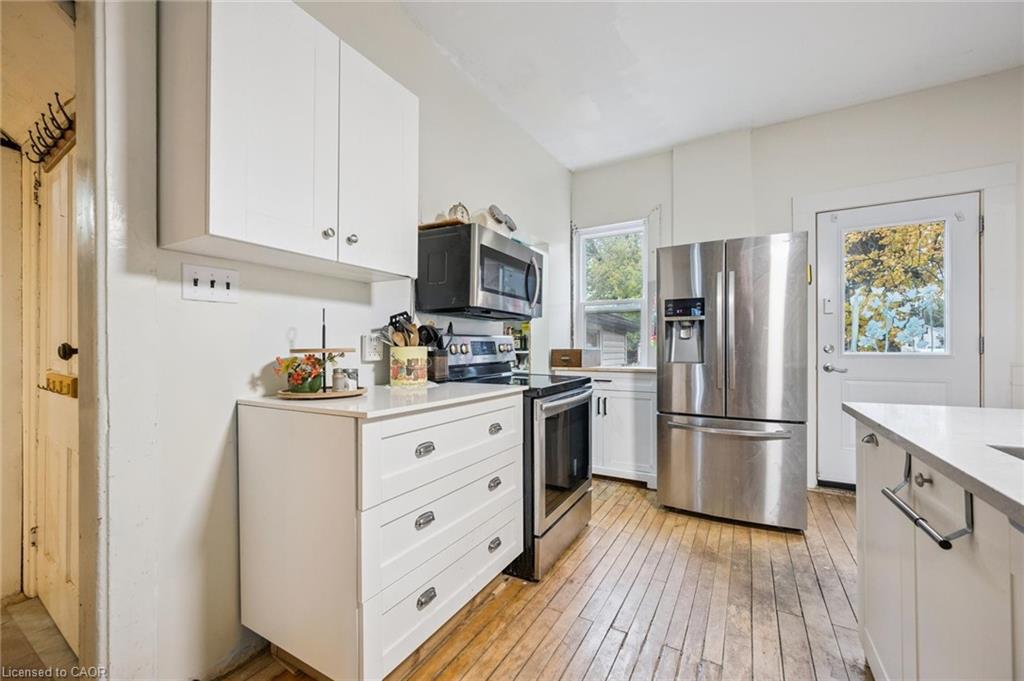 39 Albert Street W, Plattsville, ON - Indoor Photo Showing Kitchen