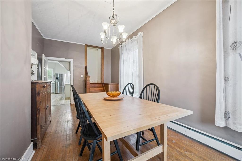 39 Albert Street W, Plattsville, ON - Indoor Photo Showing Dining Room