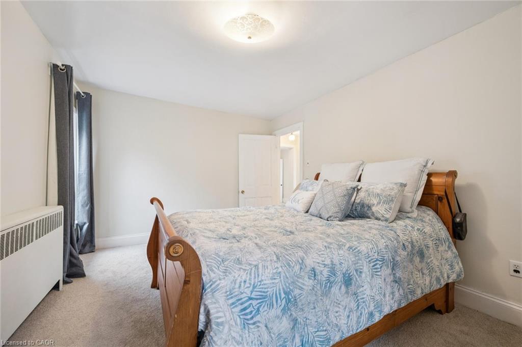 39 Albert Street W, Plattsville, ON - Indoor Photo Showing Bedroom