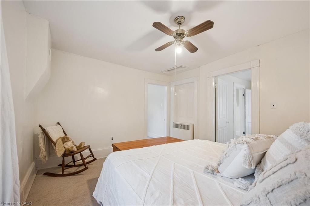 39 Albert Street W, Plattsville, ON - Indoor Photo Showing Bedroom