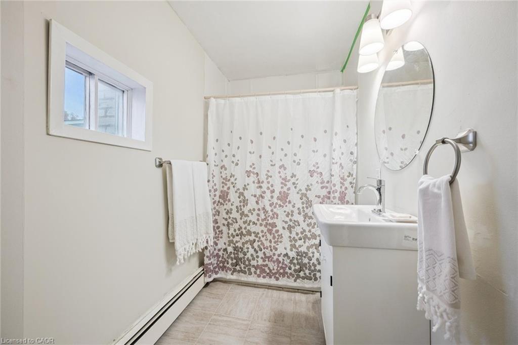 39 Albert Street W, Plattsville, ON - Indoor