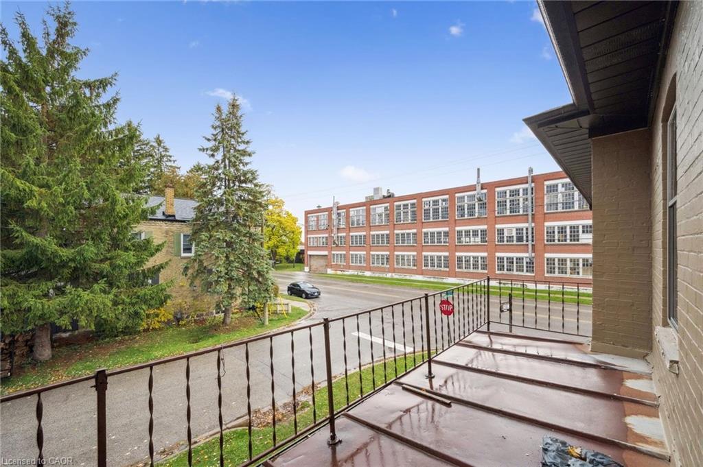 39 Albert Street W, Plattsville, ON - Outdoor