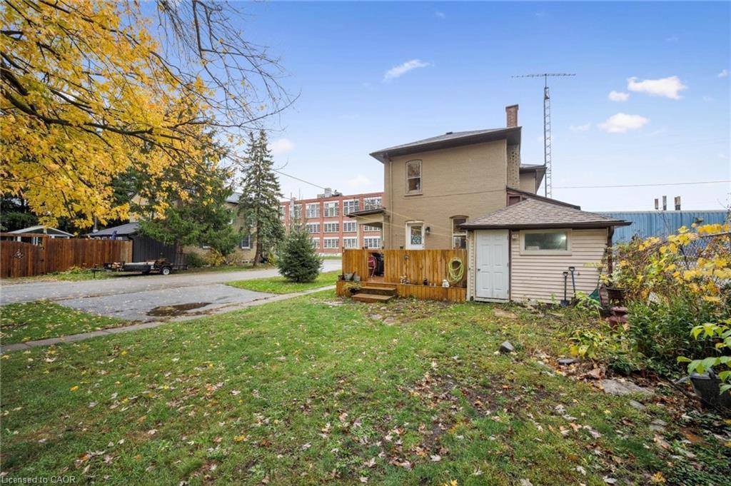 39 Albert Street W, Plattsville, ON - Outdoor