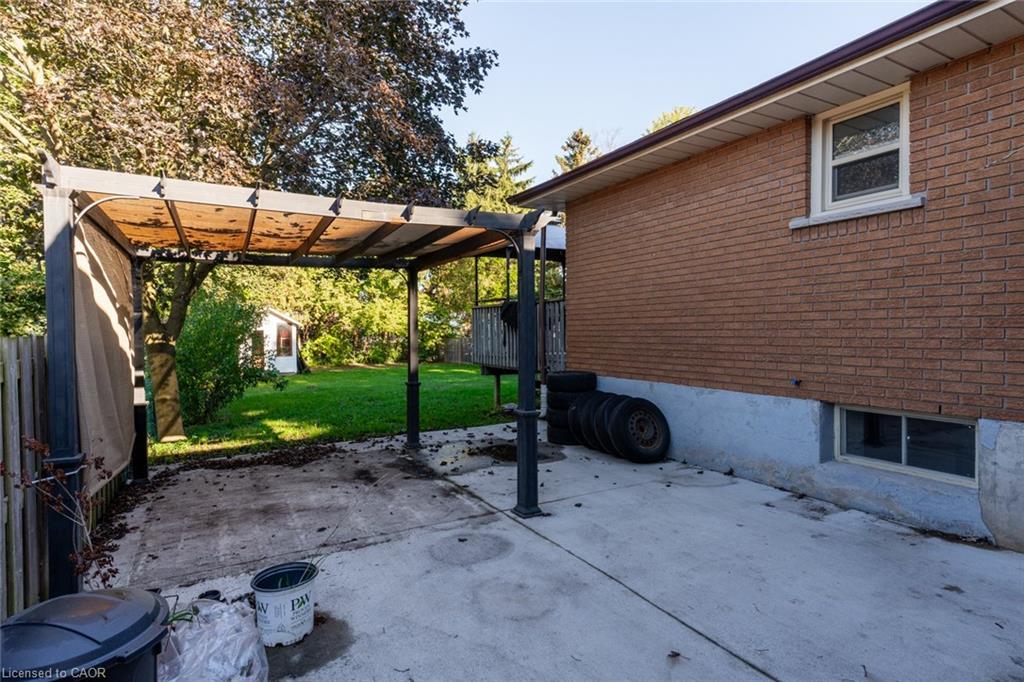 39 Evelyn Street, Brantford, ON - Outdoor With Exterior