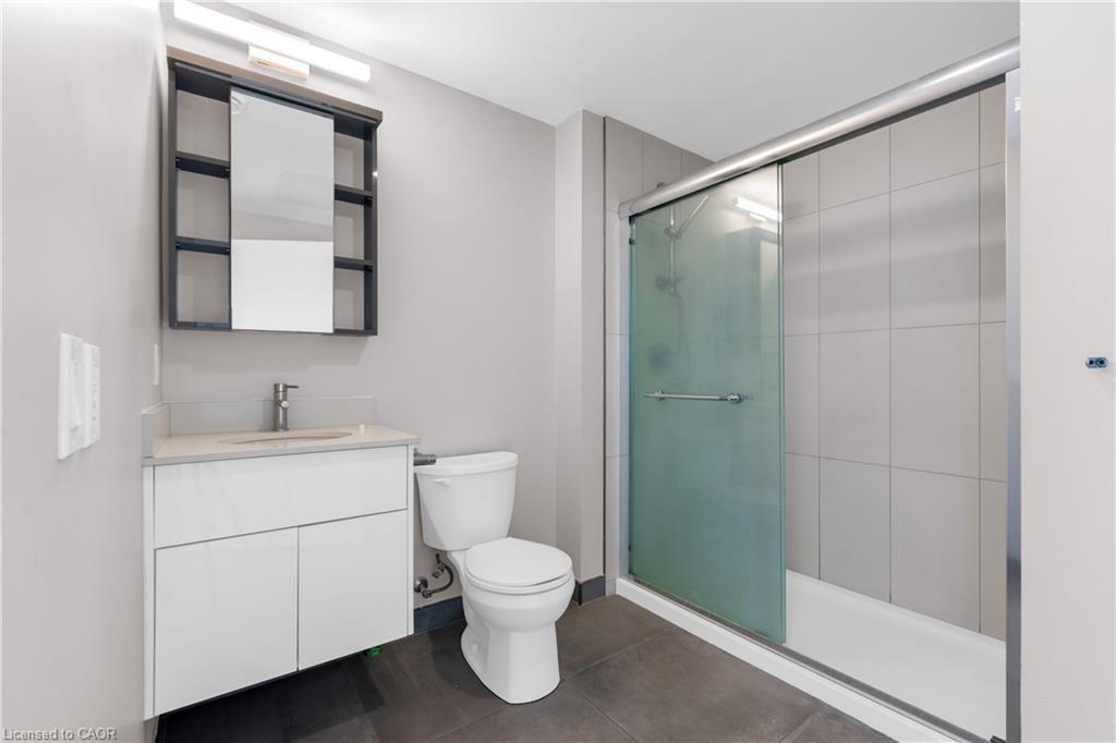 307-60 Frederick Street, Kitchener, ON - Indoor Photo Showing Bathroom