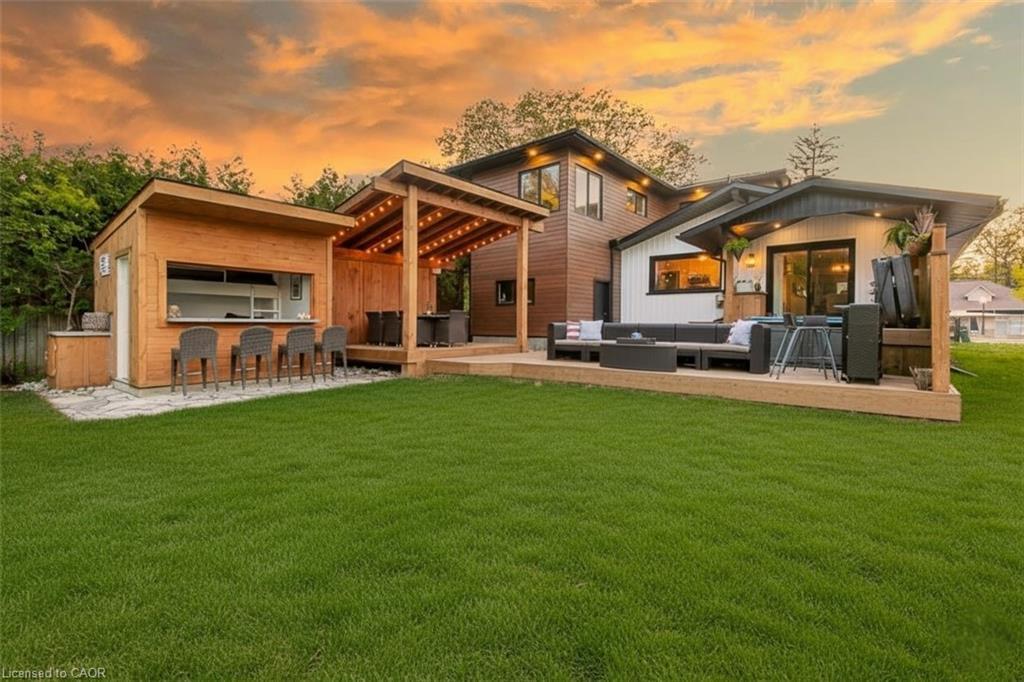 1359 Mosley Street, Wasaga Beach, ON - Outdoor With Deck Patio Veranda