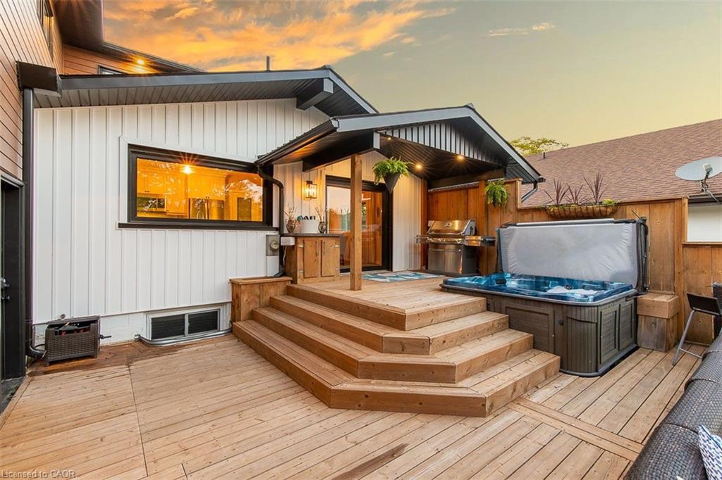 1359 Mosley Street, Wasaga Beach, ON - Outdoor With Deck Patio Veranda With Exterior