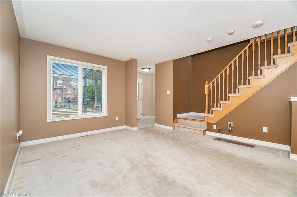 7064 Walworth Court, Mississauga, ON - Indoor Photo Showing Other Room