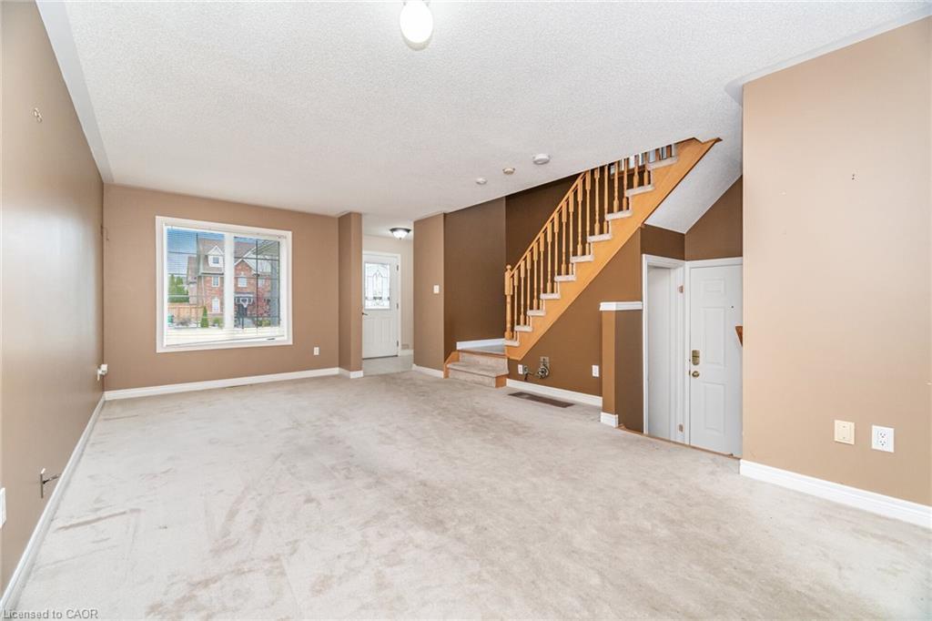 7064 Walworth Court, Mississauga, ON - Indoor Photo Showing Other Room