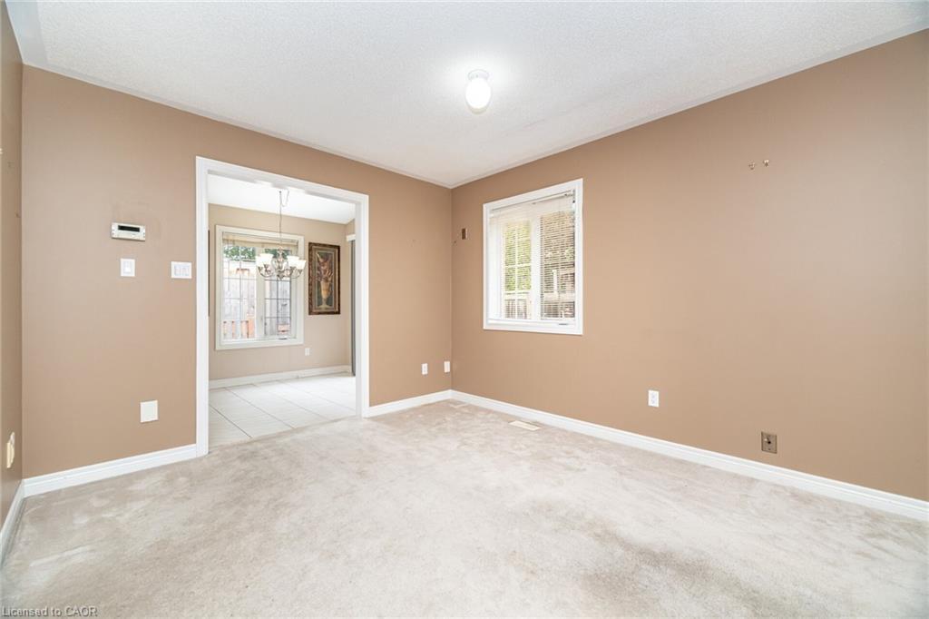 7064 Walworth Court, Mississauga, ON - Indoor Photo Showing Other Room