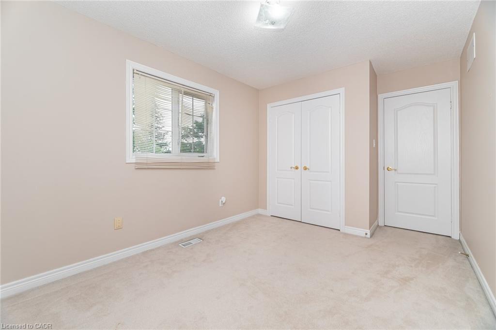 7064 Walworth Court, Mississauga, ON - Indoor Photo Showing Other Room