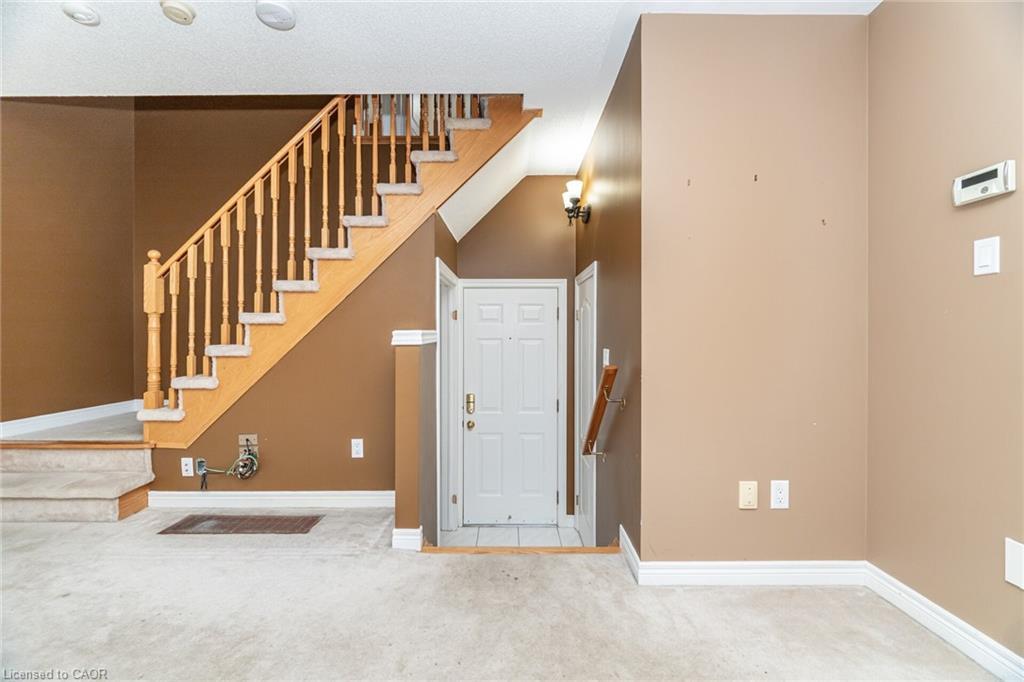 7064 Walworth Court, Mississauga, ON - Indoor Photo Showing Other Room