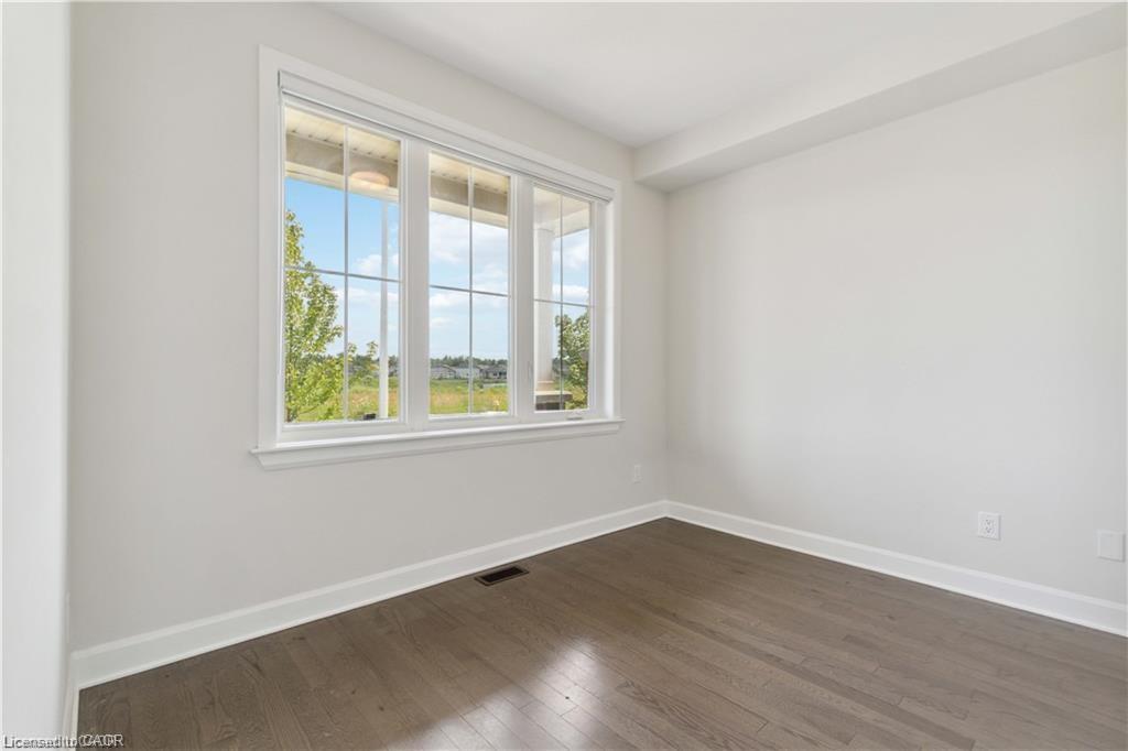 805 Gamble Drive, Russell, ON - Indoor Photo Showing Other Room