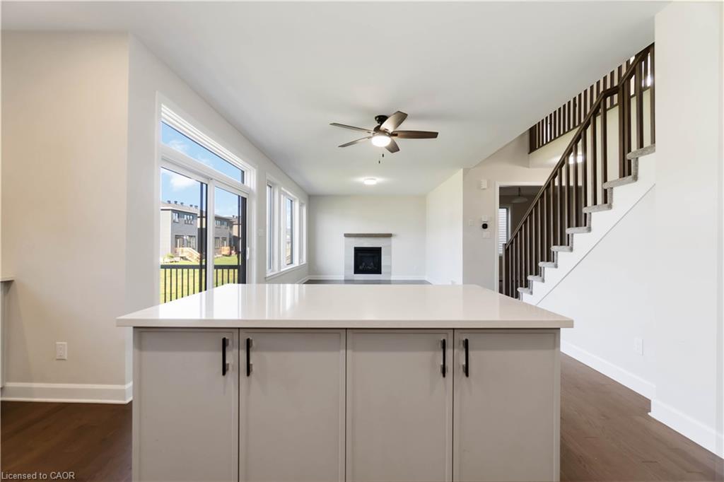 805 Gamble Drive, Russell, ON - Indoor Photo Showing Kitchen