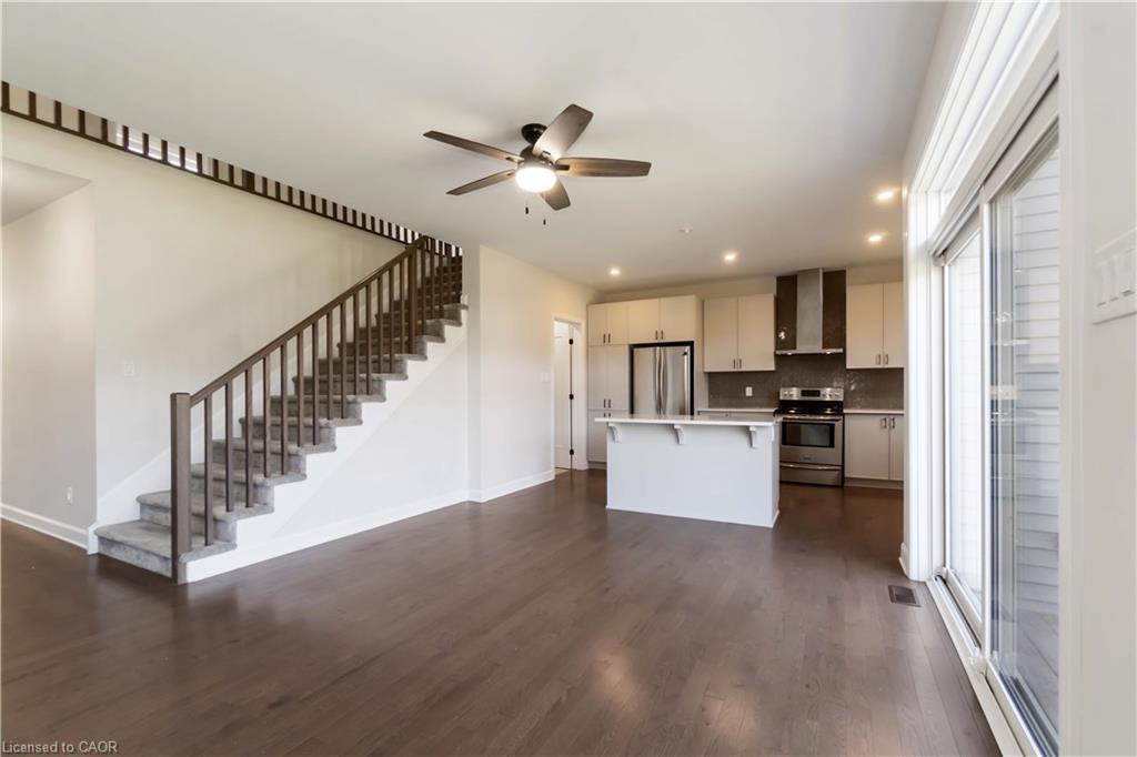 805 Gamble Drive, Russell, ON - Indoor Photo Showing Kitchen