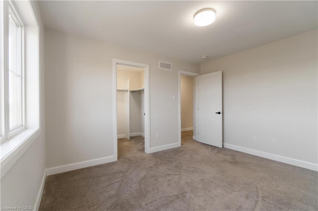 805 Gamble Drive, Russell, ON - Indoor Photo Showing Other Room