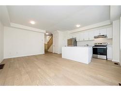 14 Jellicoe Court  Hamilton, ON L9A 4T1