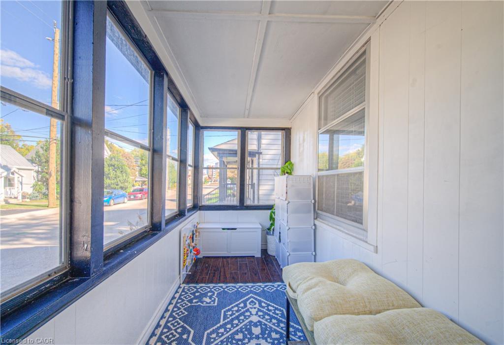 12 Jones Street, Stoney Creek, ON - Indoor Photo Showing Other Room