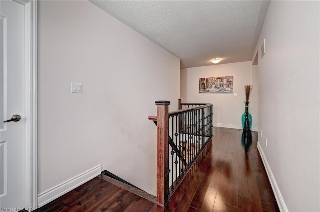 59 Apple Drive, Cambridge, ON - Indoor Photo Showing Other Room