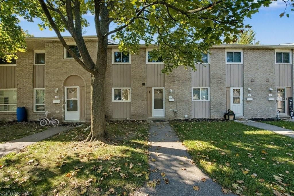 17-25 Upper Canada Drive, Kitchener, ON - Outdoor