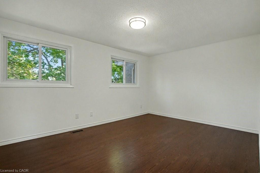 17-25 Upper Canada Drive, Kitchener, ON - Indoor Photo Showing Other Room
