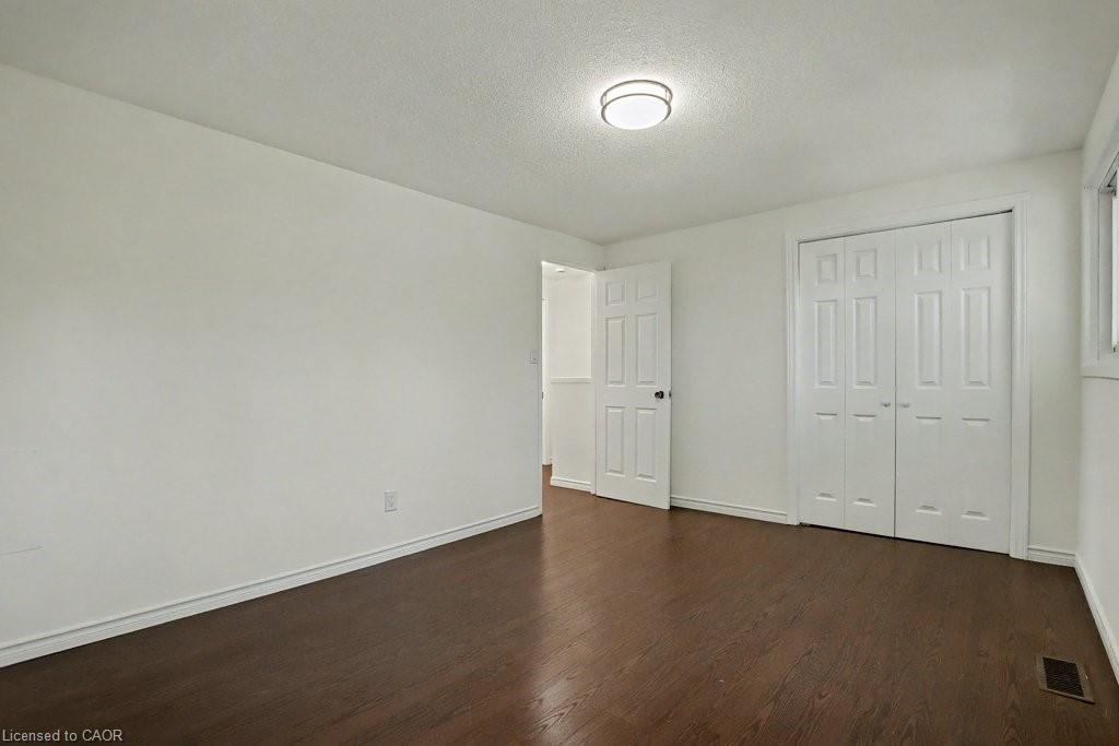 17-25 Upper Canada Drive, Kitchener, ON - Indoor Photo Showing Other Room