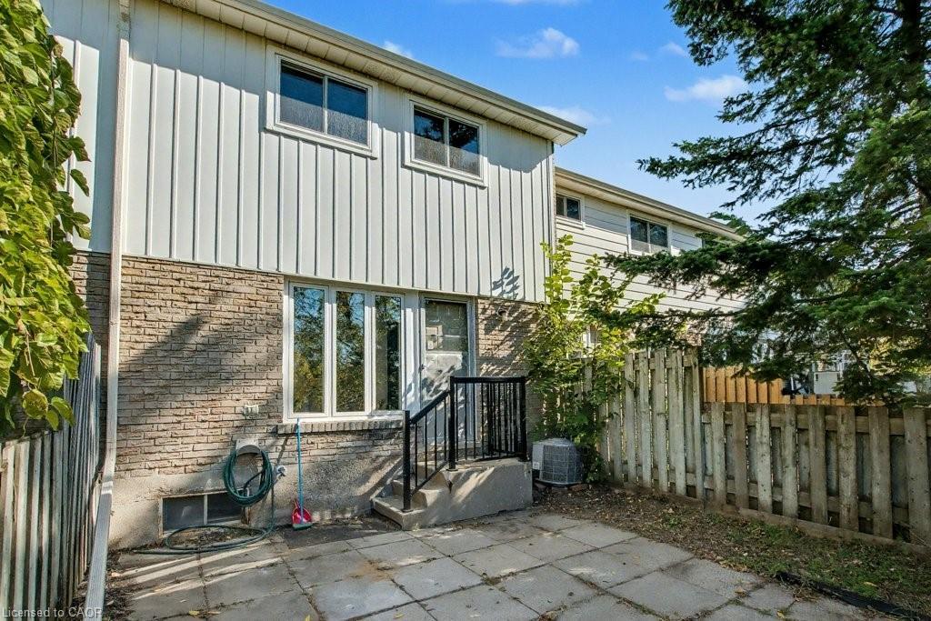 17-25 Upper Canada Drive, Kitchener, ON - Outdoor With Exterior
