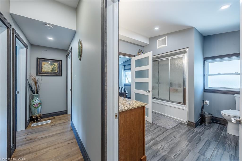 1750 Turkey Point Road, Simcoe, ON - Indoor