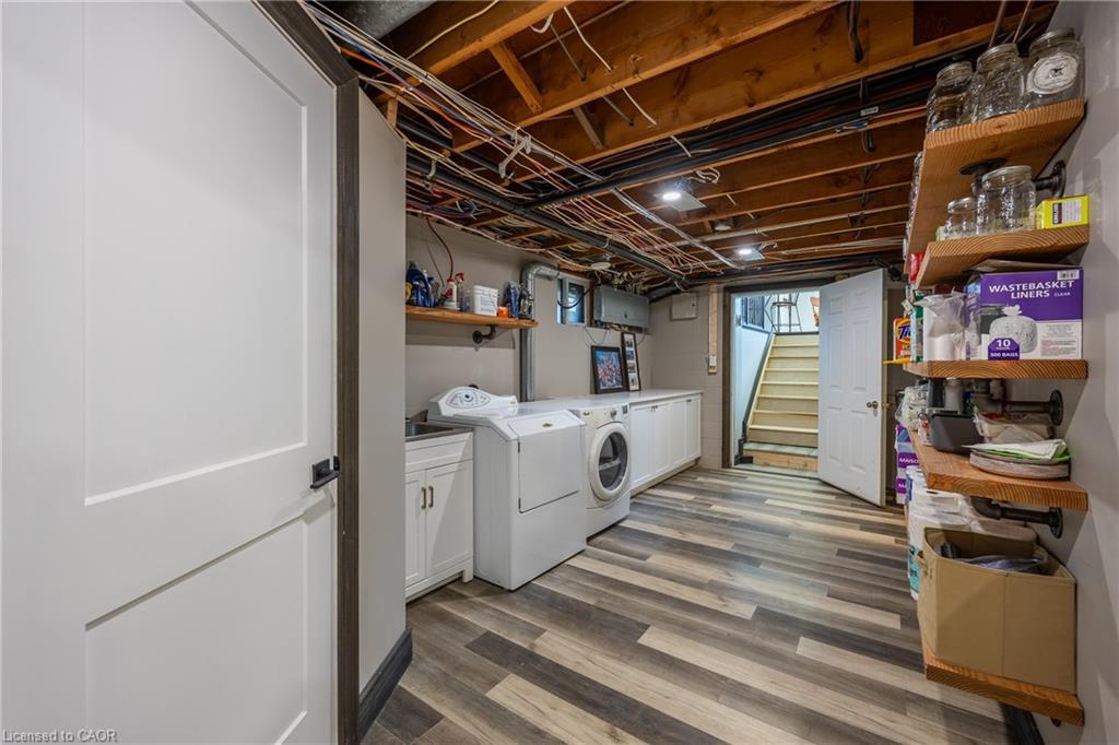 1750 Turkey Point Road, Simcoe, ON - Indoor Photo Showing Laundry Room