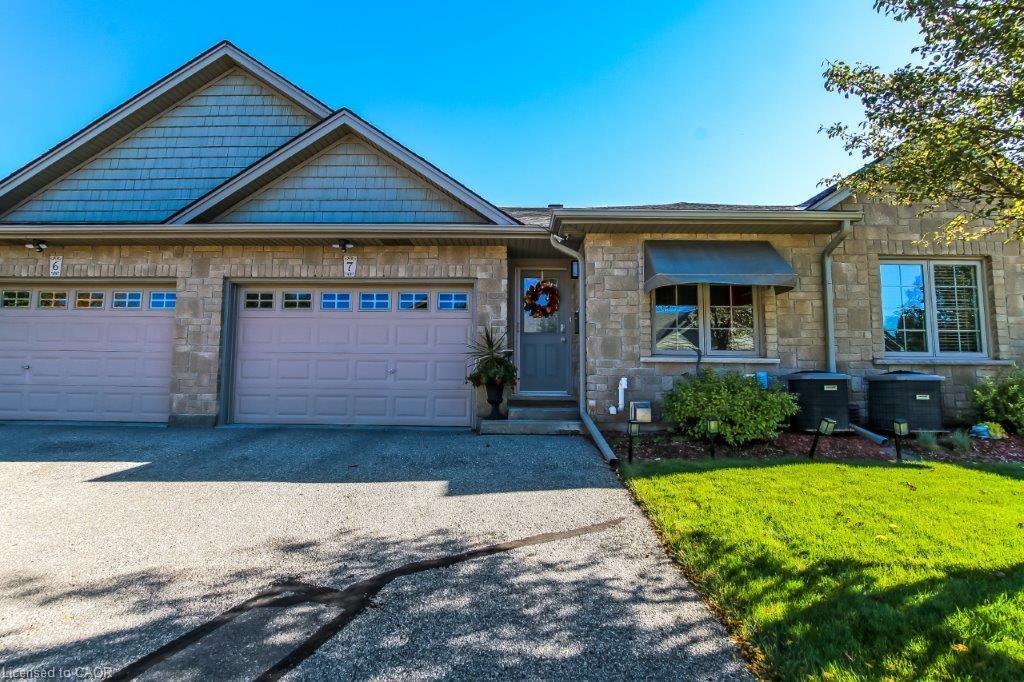 7-52 Imperial Street, Delhi, ON - Outdoor With Facade