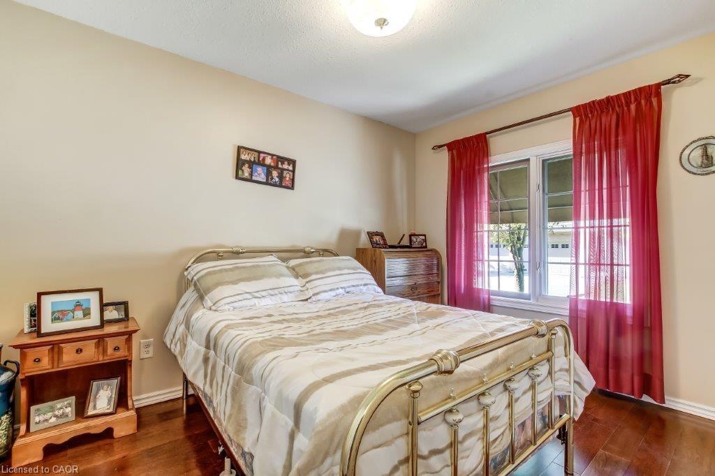 7-52 Imperial Street, Delhi, ON - Indoor Photo Showing Bedroom