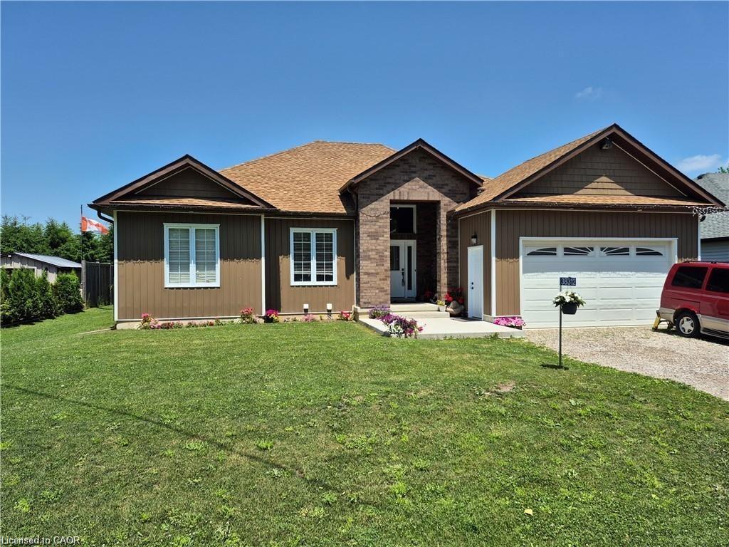 38812 Vienna Street, Varna, ON - Outdoor