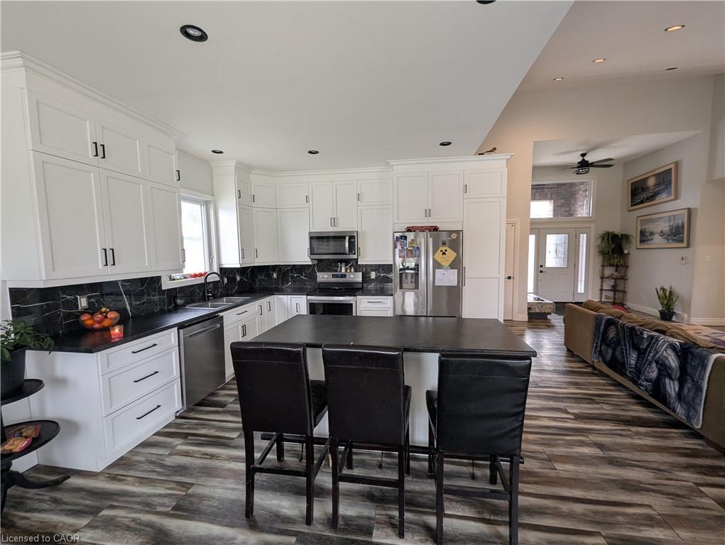 38812 Vienna Street, Varna, ON - Indoor