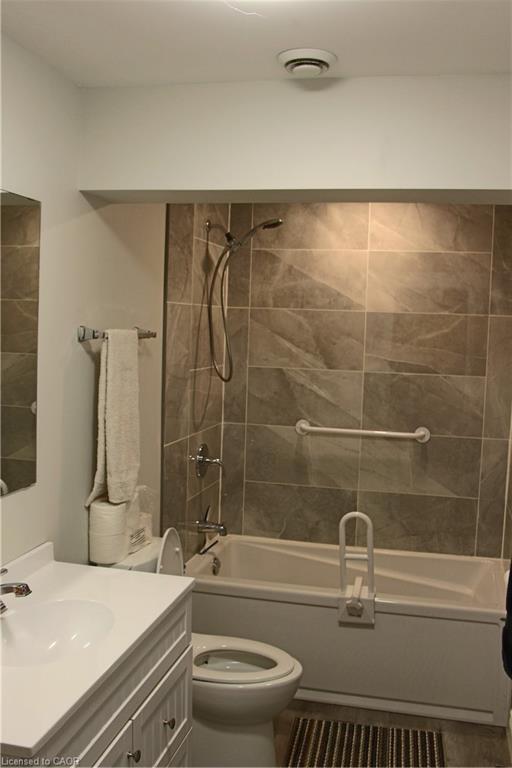 38812 Vienna Street, Varna, ON - Indoor Photo Showing Bathroom