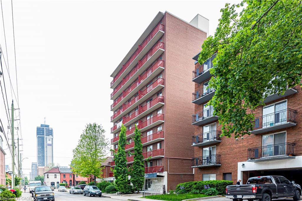 902-141 Catharine Street S, Hamilton, ON - Outdoor With Balcony