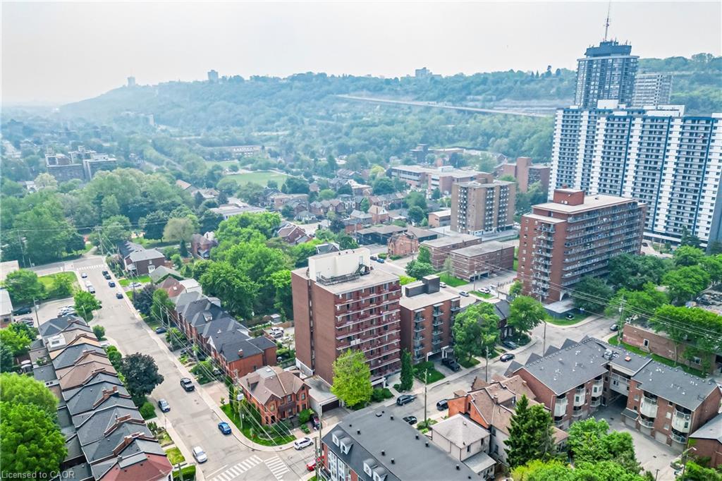 902-141 Catharine Street S, Hamilton, ON - Outdoor With View