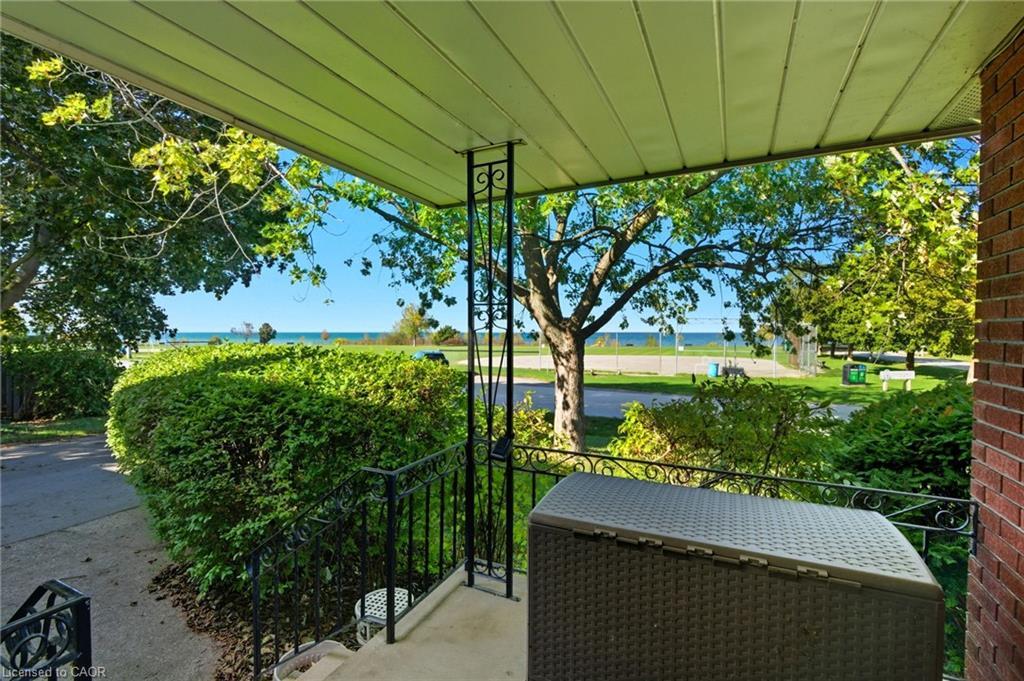 67 Lakeside Drive, Grimsby, ON - Outdoor