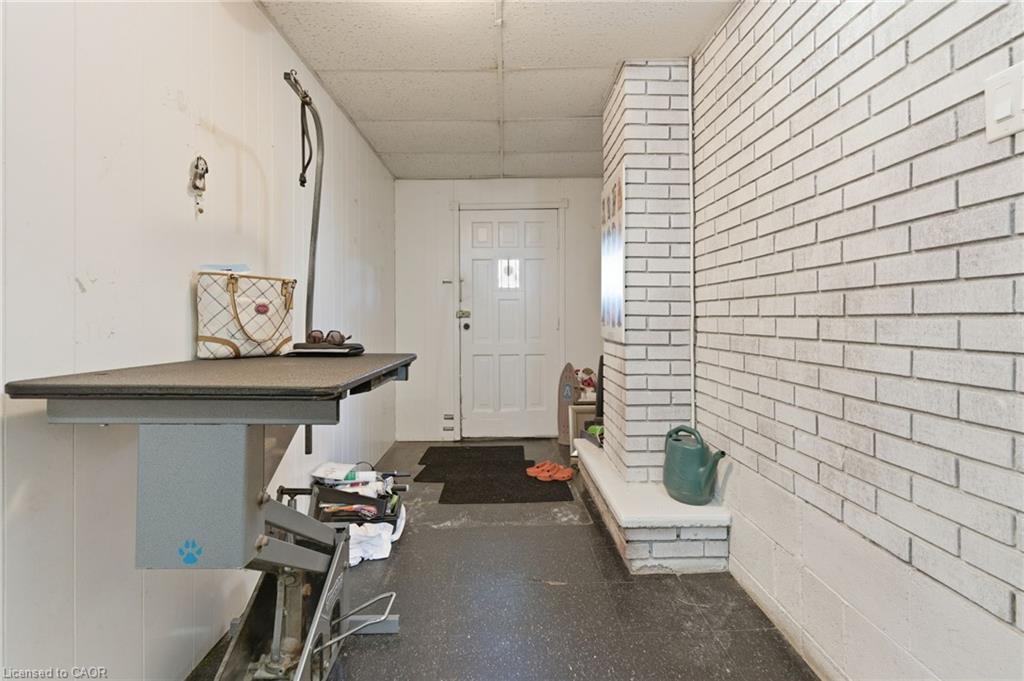 67 Lakeside Drive, Grimsby, ON - Indoor Photo Showing Other Room