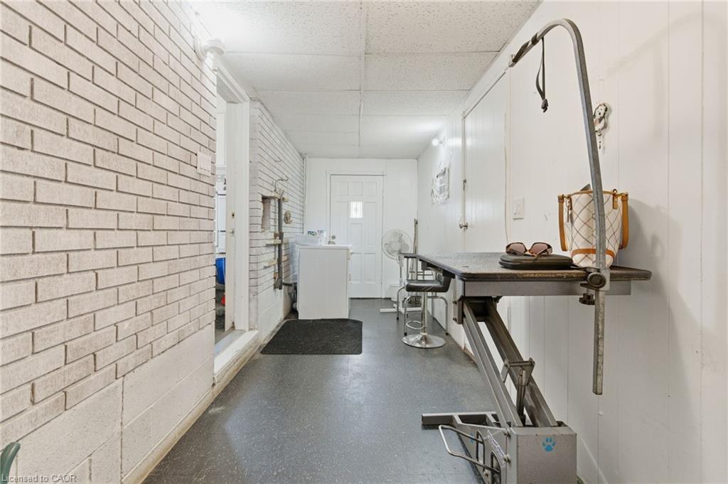 67 Lakeside Drive, Grimsby, ON - Indoor Photo Showing Other Room