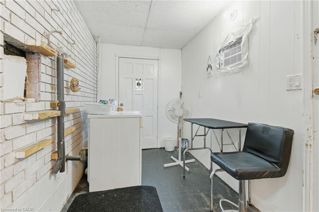 67 Lakeside Drive, Grimsby, ON - Indoor Photo Showing Other Room