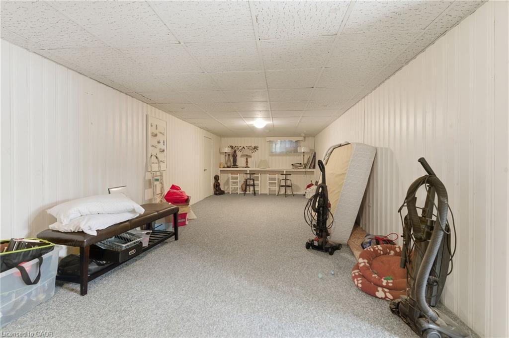 67 Lakeside Drive, Grimsby, ON - Indoor Photo Showing Other Room