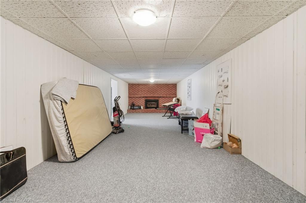 67 Lakeside Drive, Grimsby, ON - Indoor Photo Showing Other Room
