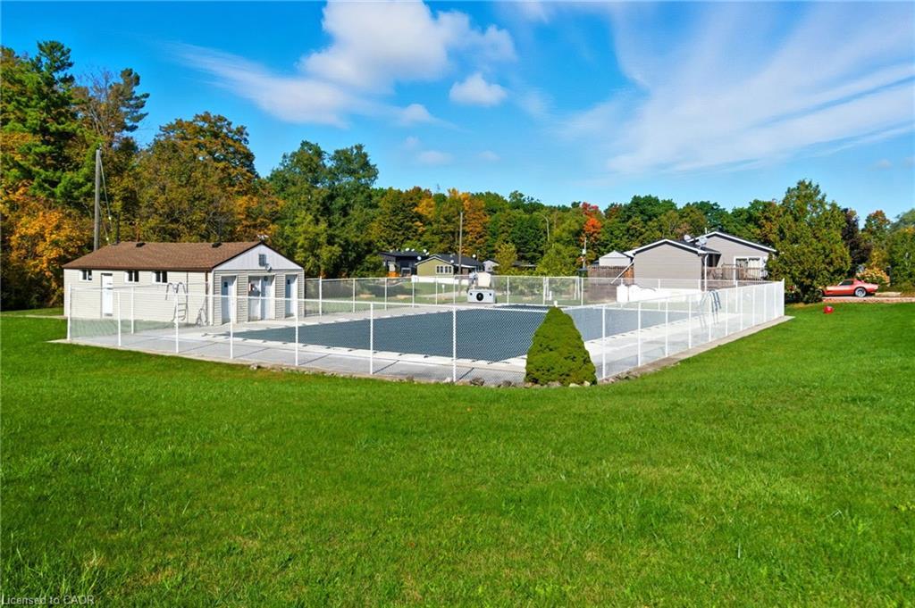 28 Ash Street-4449 Milburough Line, Burlington, ON - Outdoor