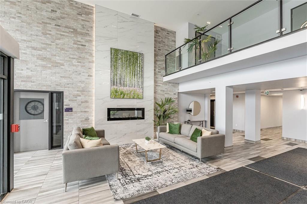 35 Kingsbury Square, Guelph, ON - Indoor With Fireplace