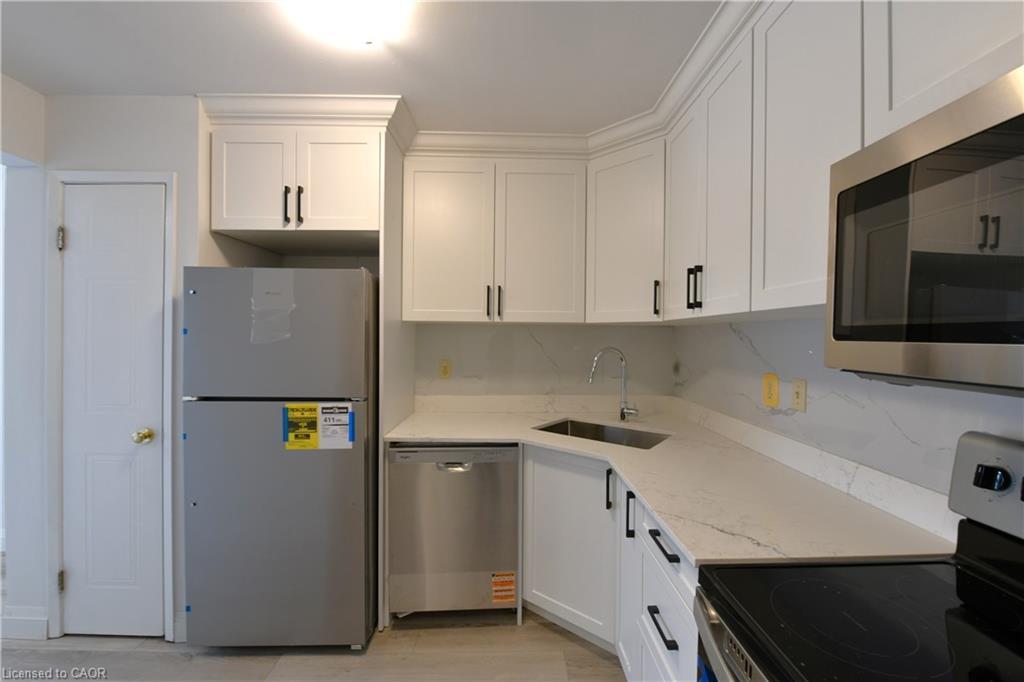 111-1247 Huron Street, London, ON - Indoor Photo Showing Kitchen