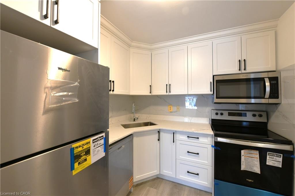 111-1247 Huron Street, London, ON - Indoor Photo Showing Kitchen