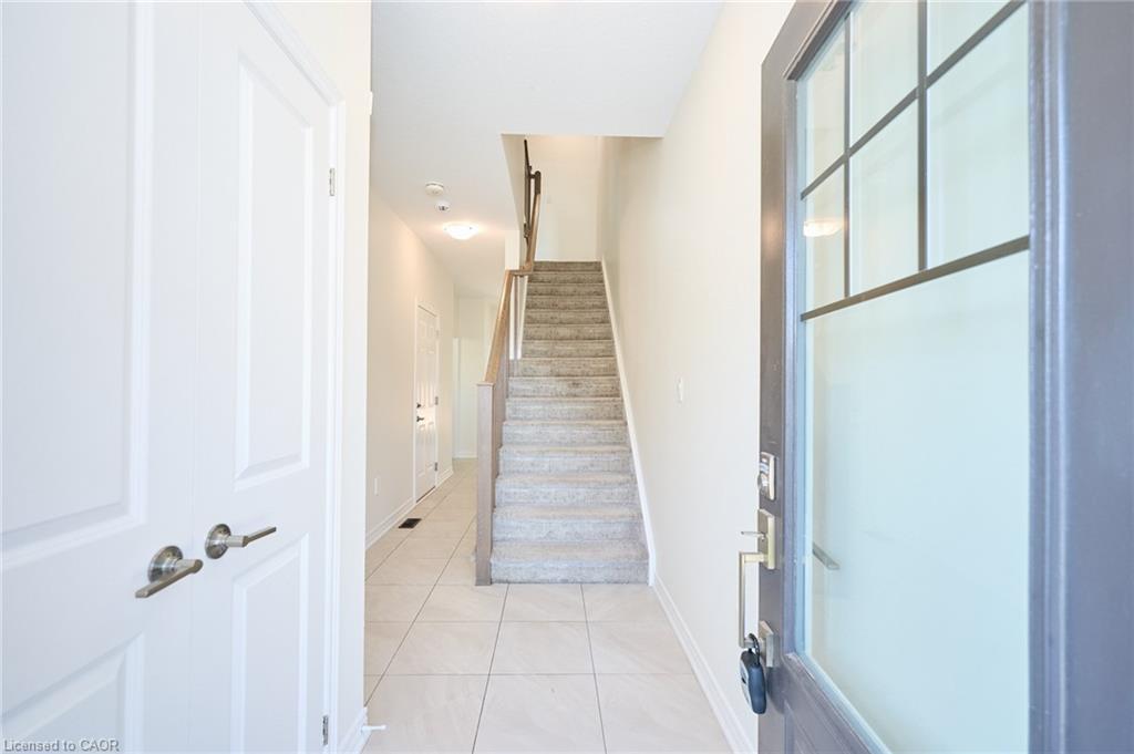 54-288 Glover Road, Stoney Creek, ON - Indoor Photo Showing Other Room