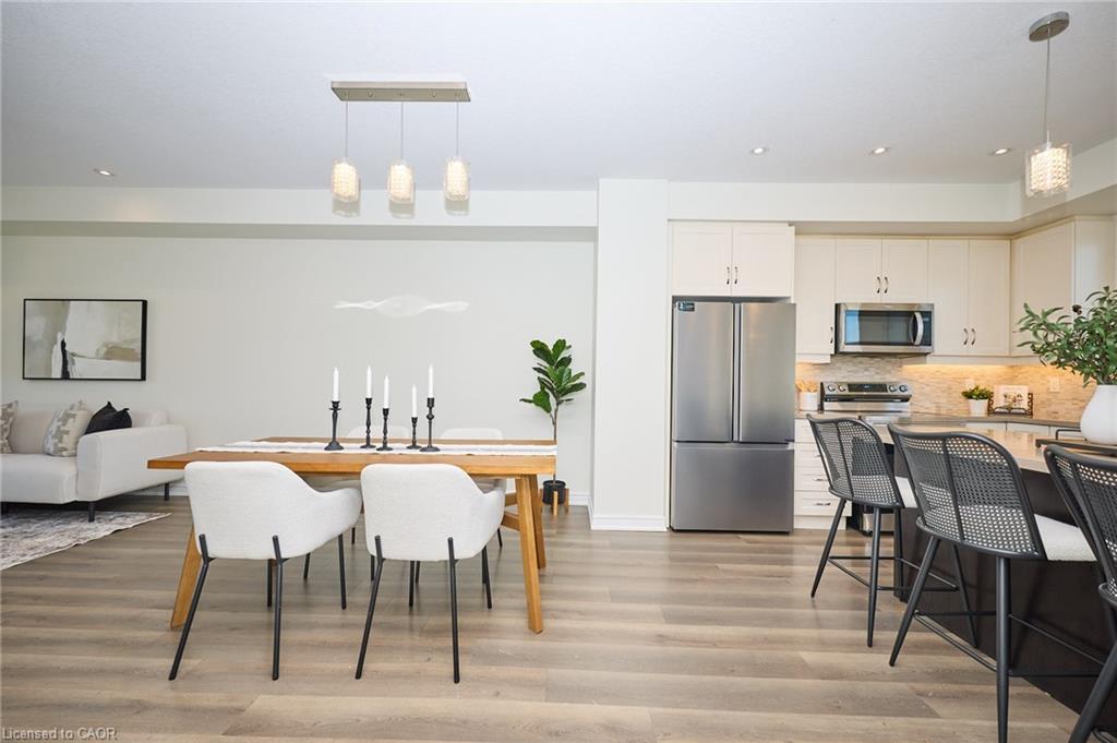 54-288 Glover Road, Stoney Creek, ON - Indoor