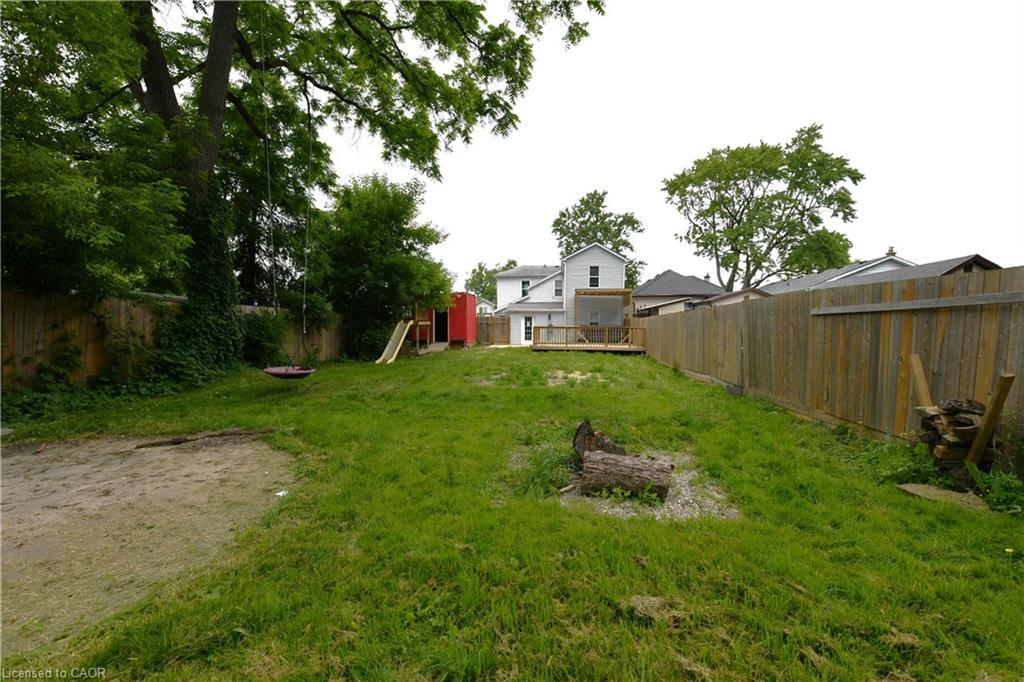 10 Meda Street, St. Thomas, ON - Outdoor With Backyard