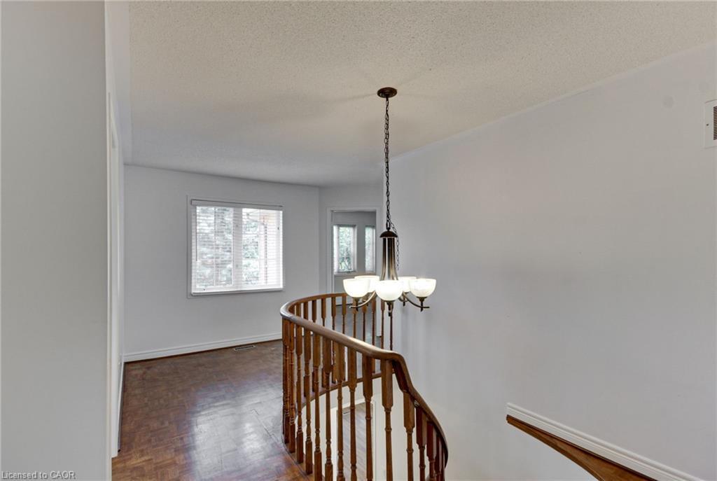 175 Rhodes Circle, Newmarket, ON - Indoor Photo Showing Other Room